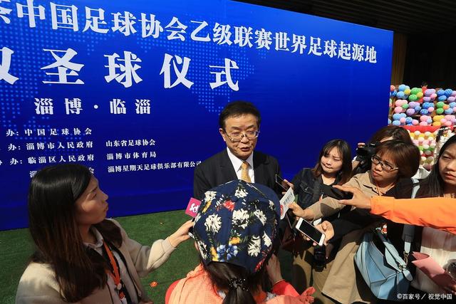 贺希宁44分深圳胜广东 王哲林19+10上海负吉林
